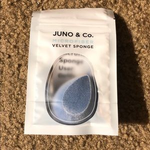 Juno &Co. microfiber velvet sponge